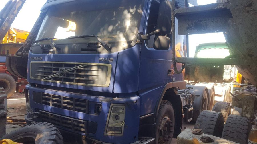 Volvo trailers FM12