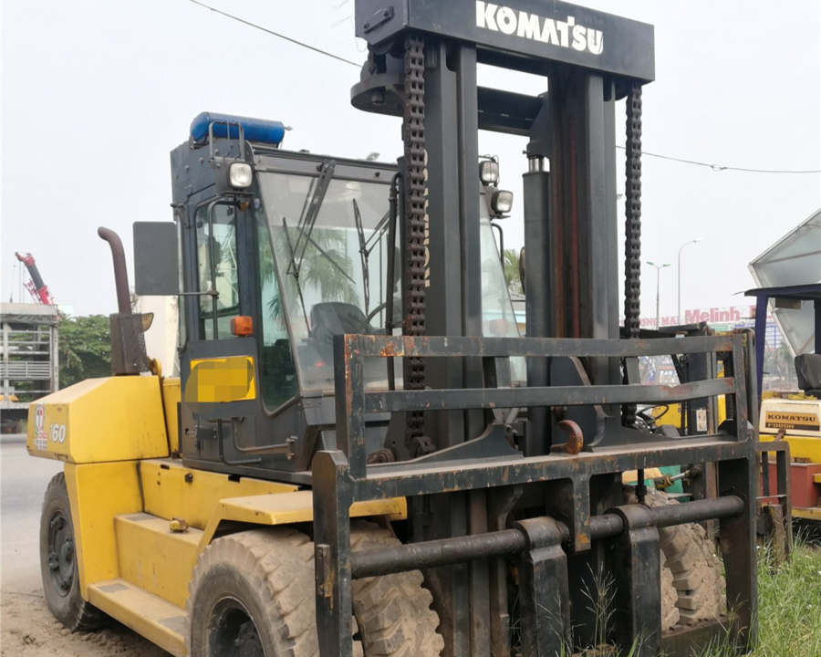 Komatsu FD160